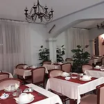 Les Troenes 2* Montpellier