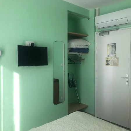 Les Troenes 2* Montpellier