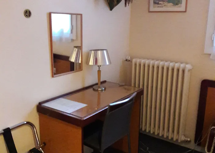 Les Troenes 2* Montpellier